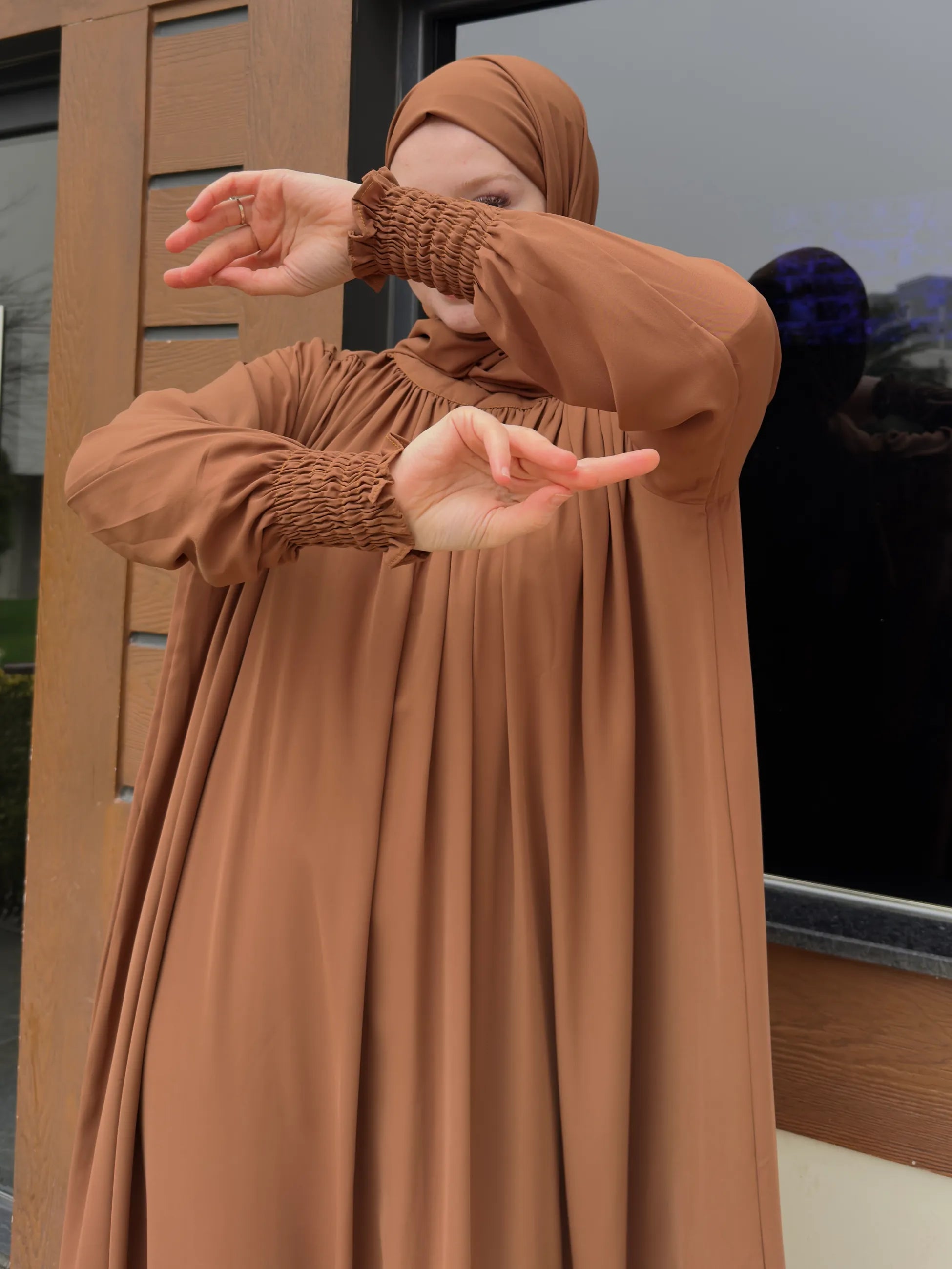 Yumna Abaya