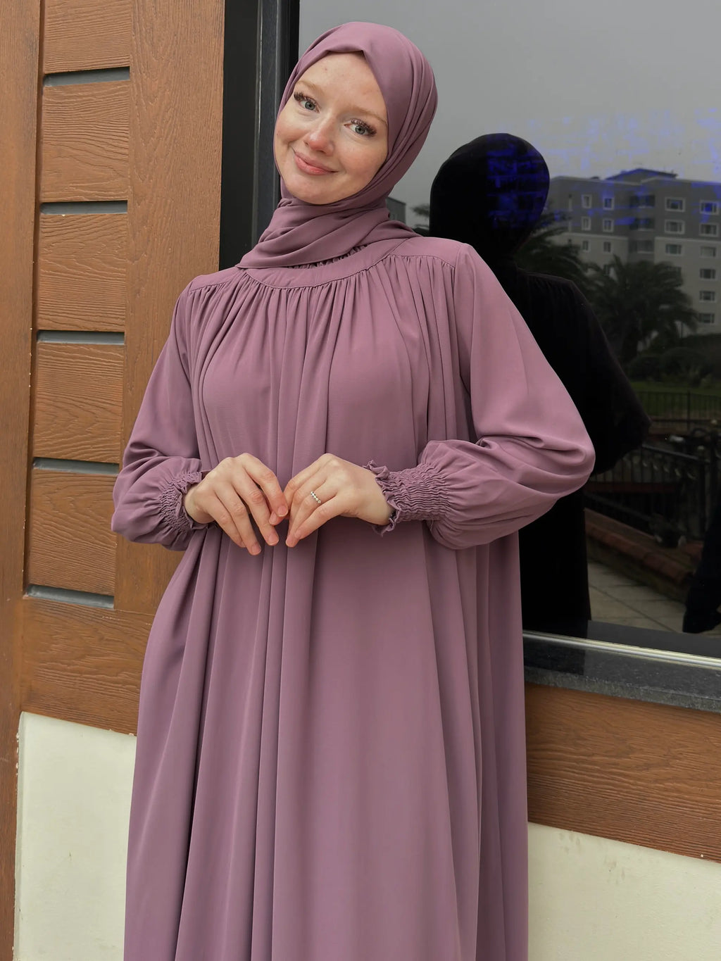 Yumna Abaya