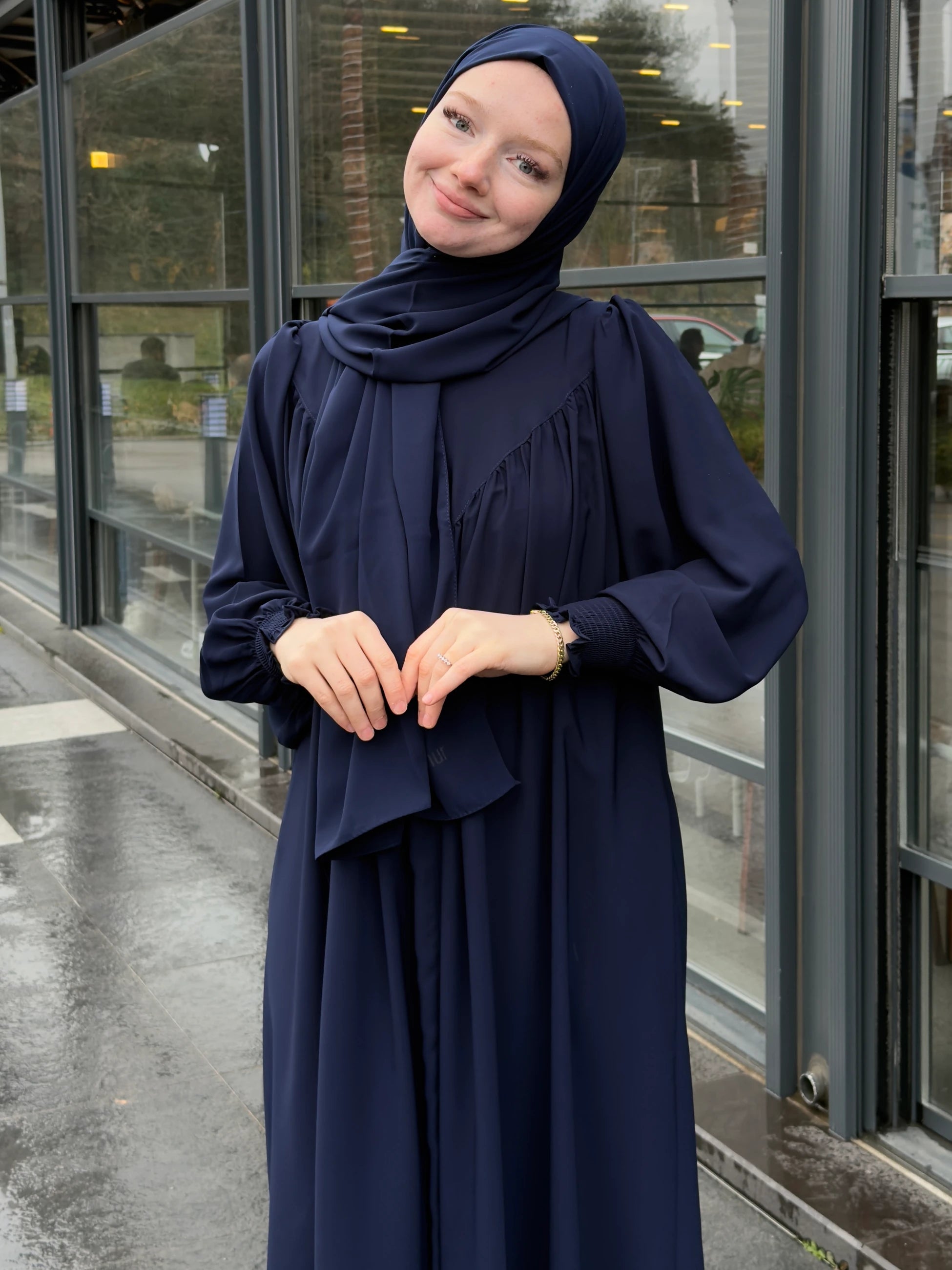 Sidra Abaya