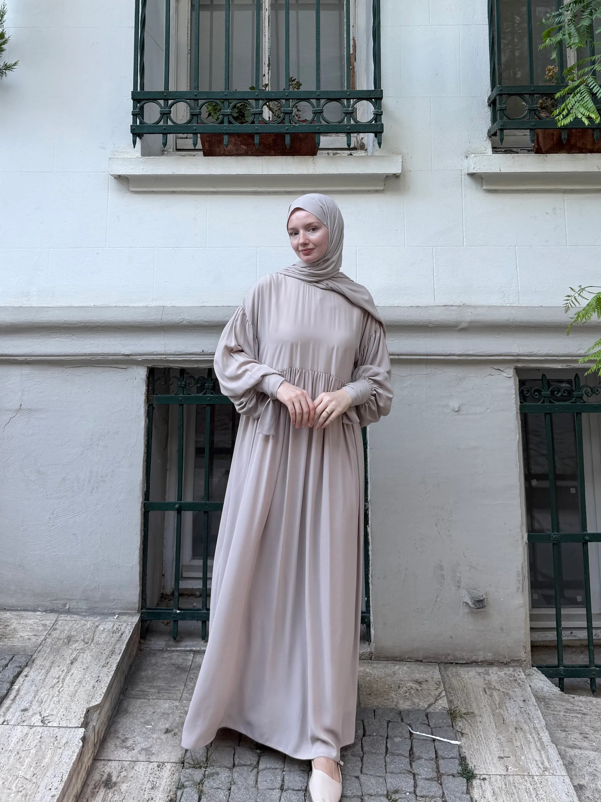 Leyl Abaya