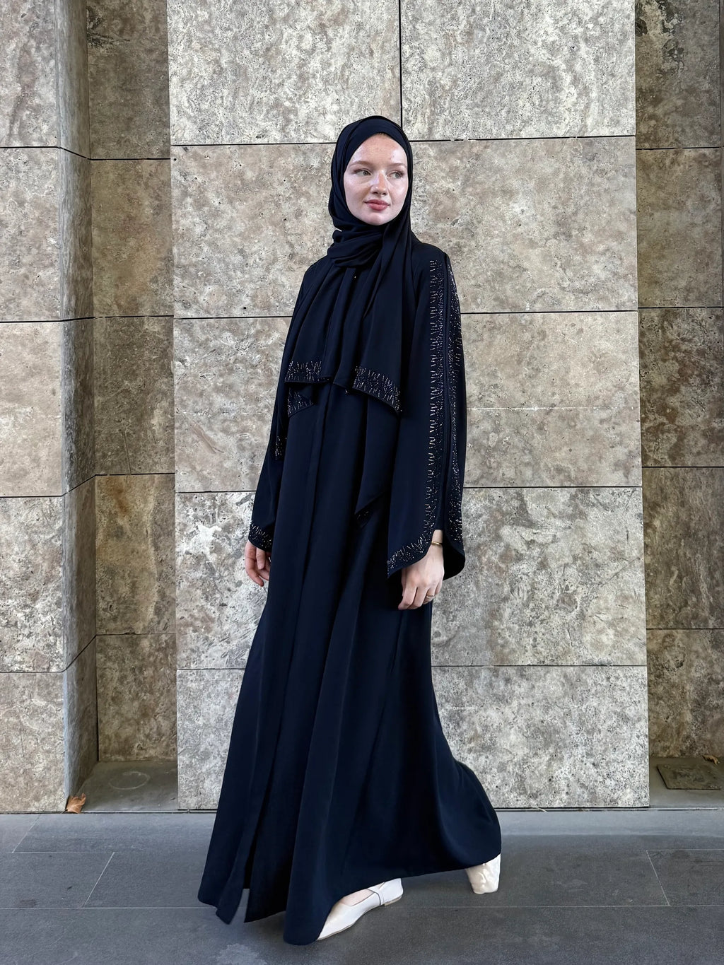 Lin Abaya + Shawl