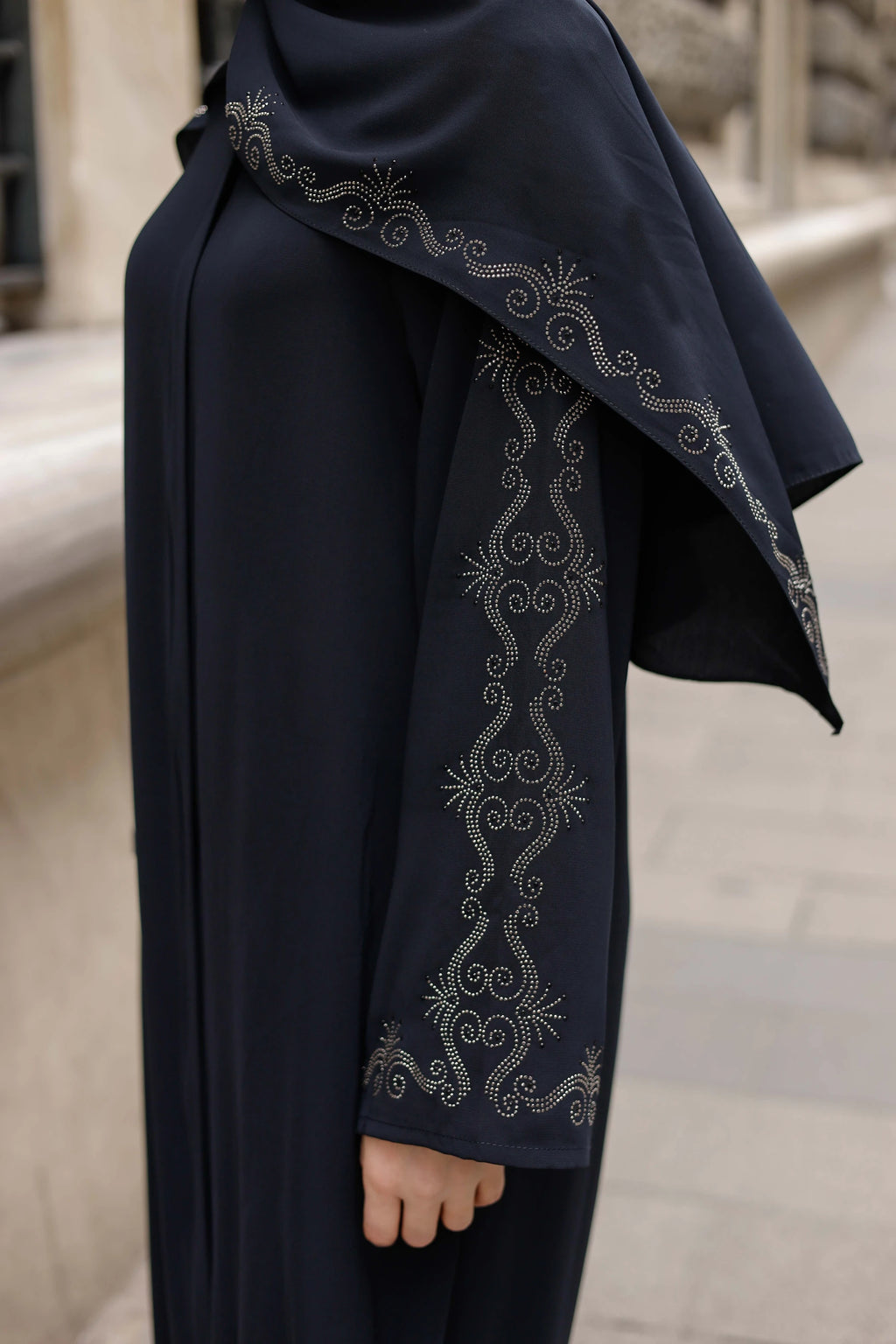 Rim Abaya + Shawl