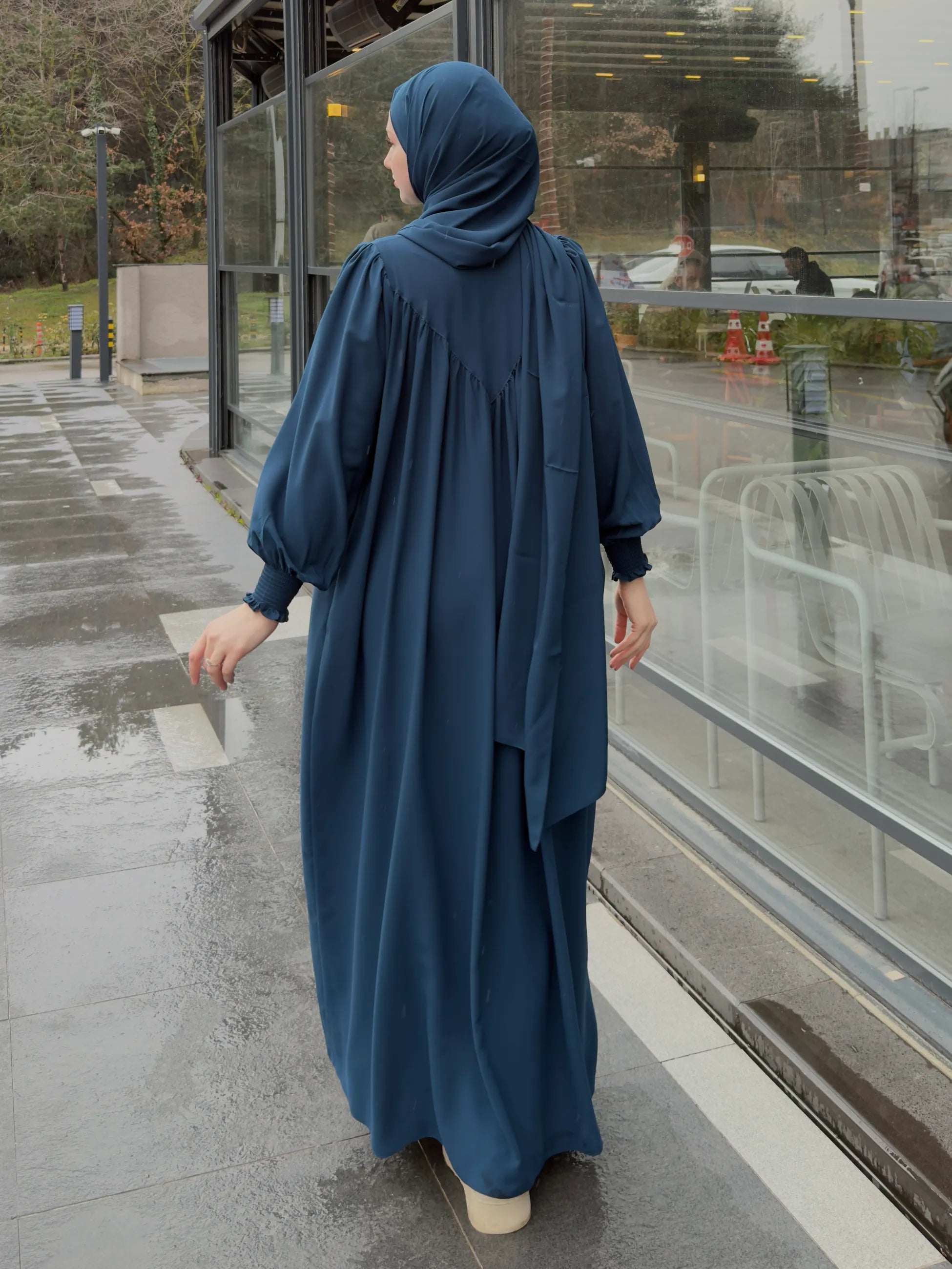 Sidra Abaya