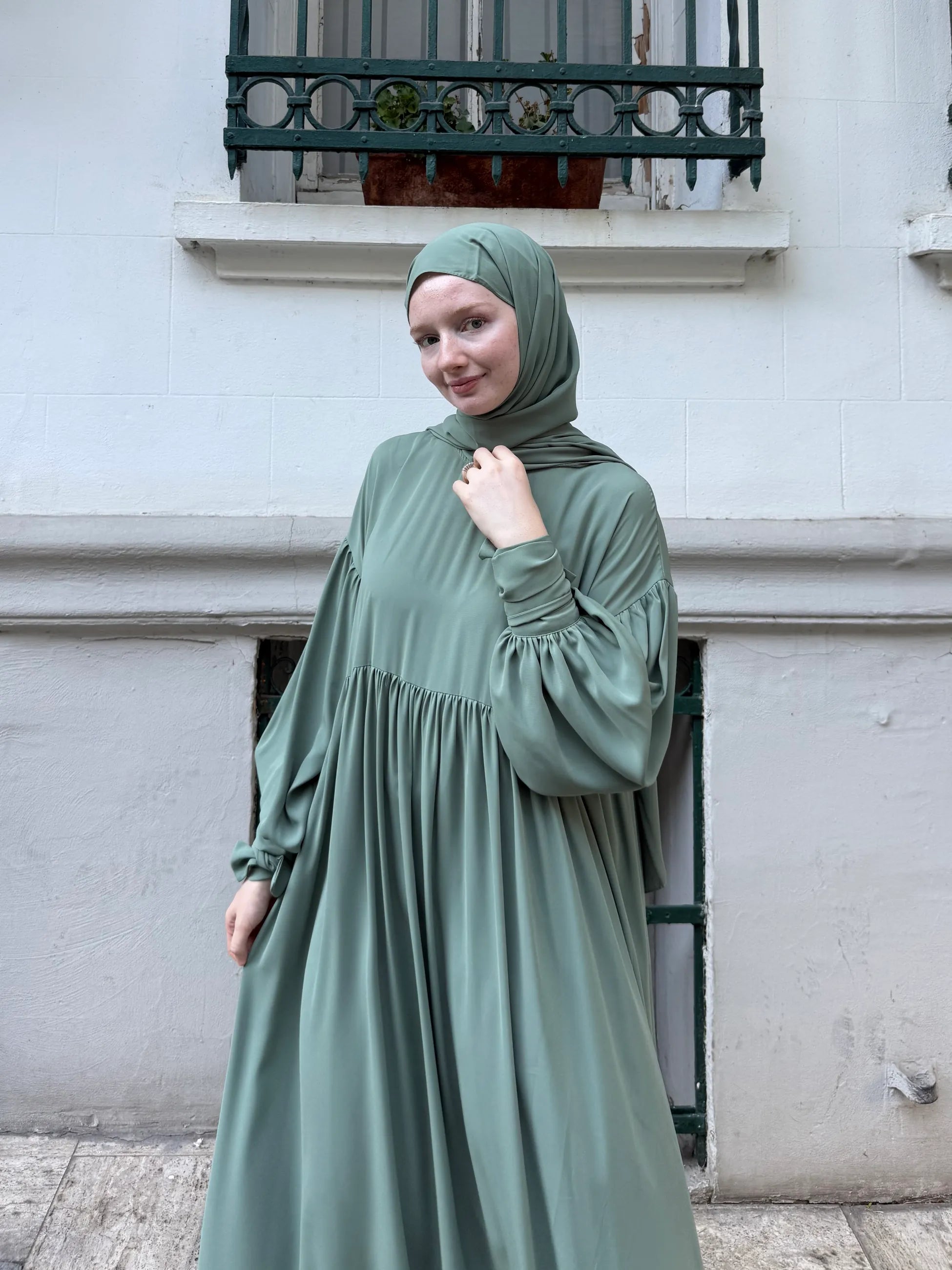 Leyl Abaya