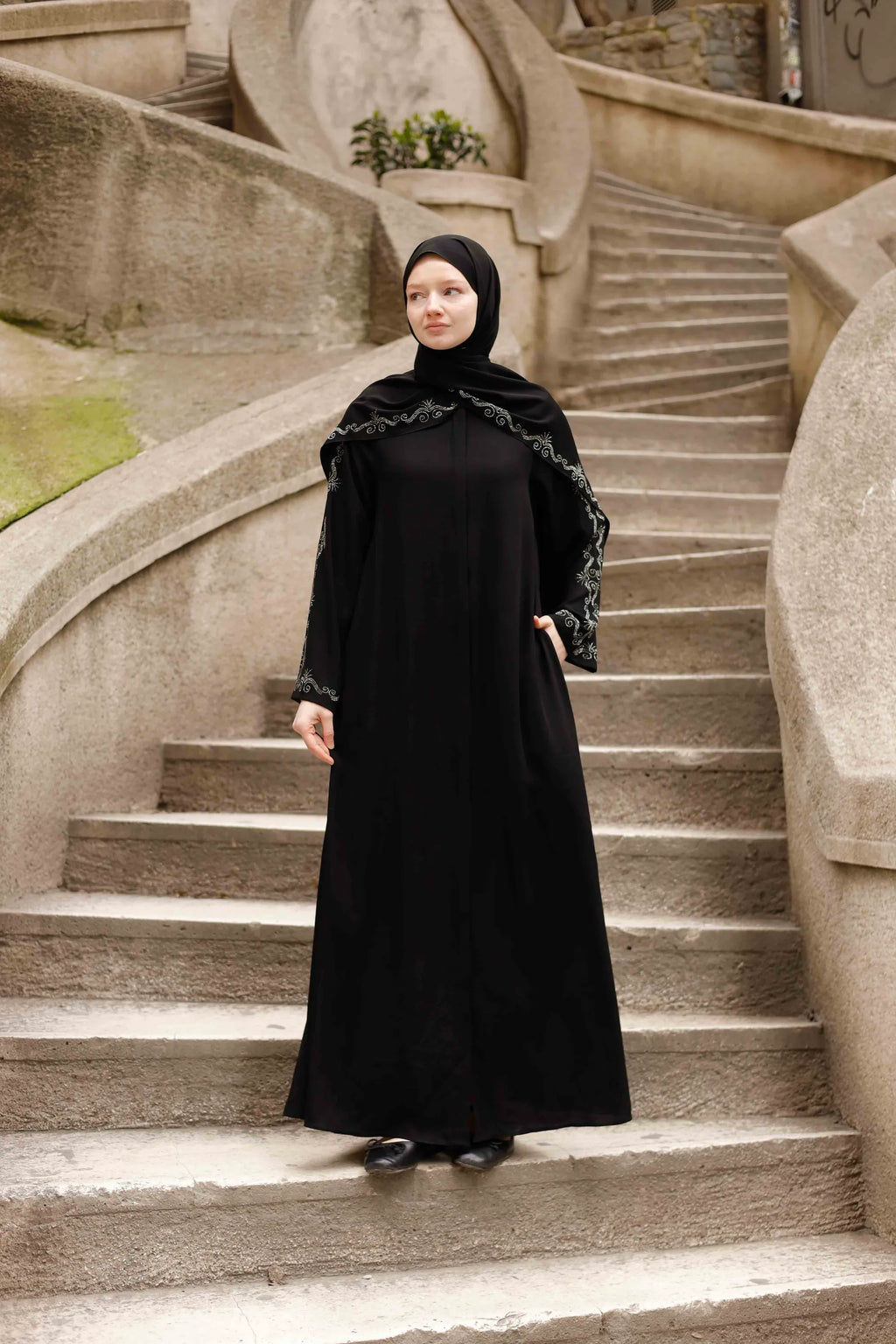 Rim Abaya + Shawl