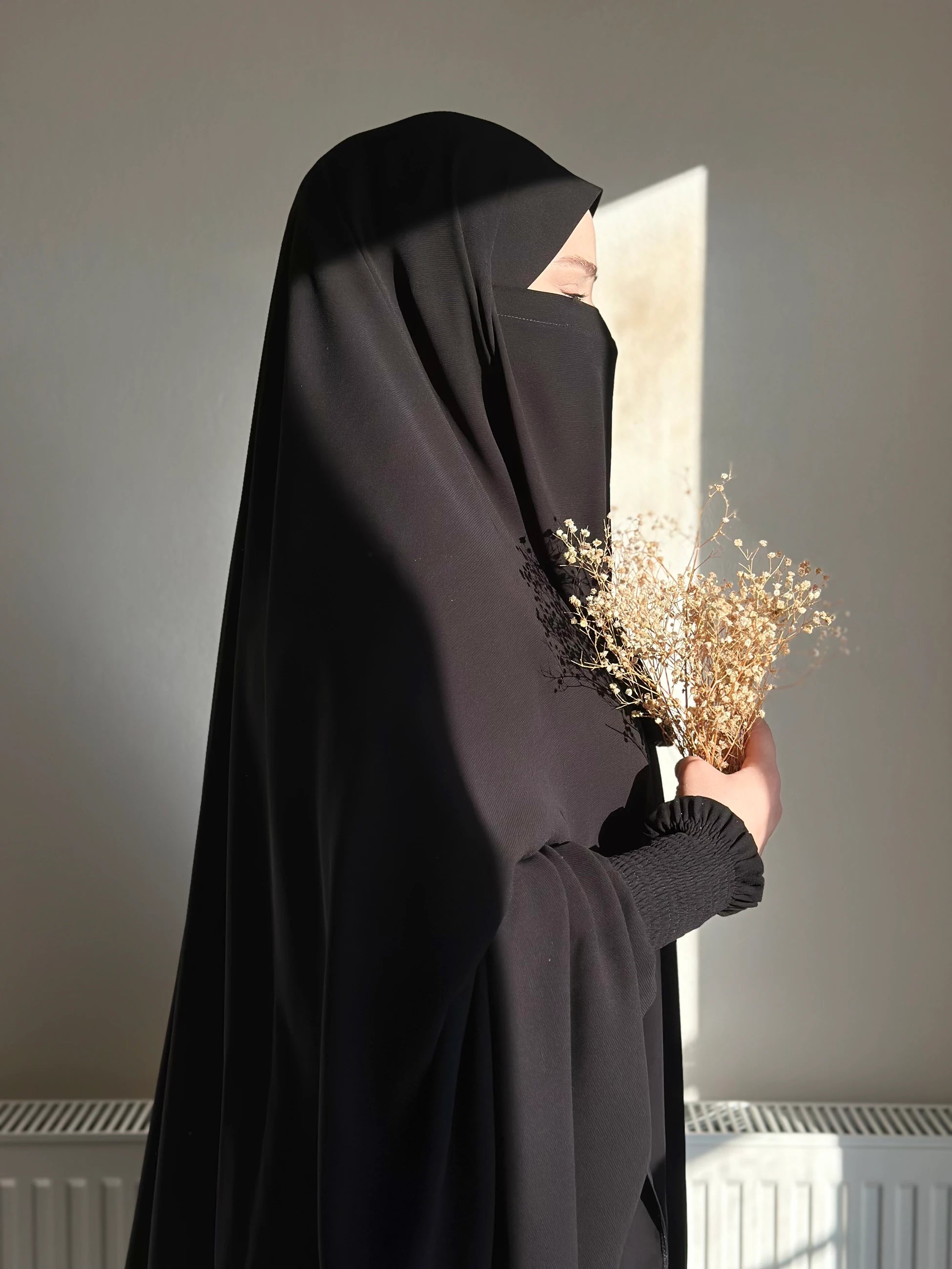 Chador – Pinned, Elastic Sleeve