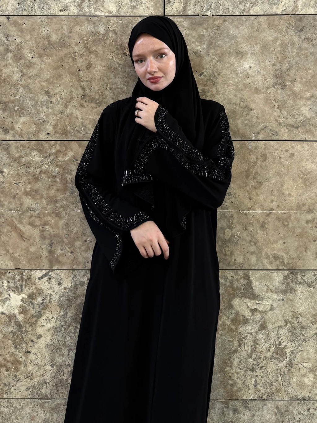 Lin Abaya + Shawl