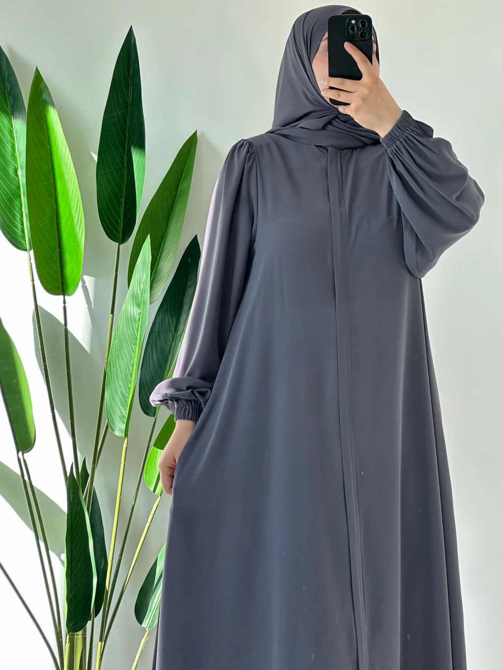 Mevlana Abaya + Umrah Shawl