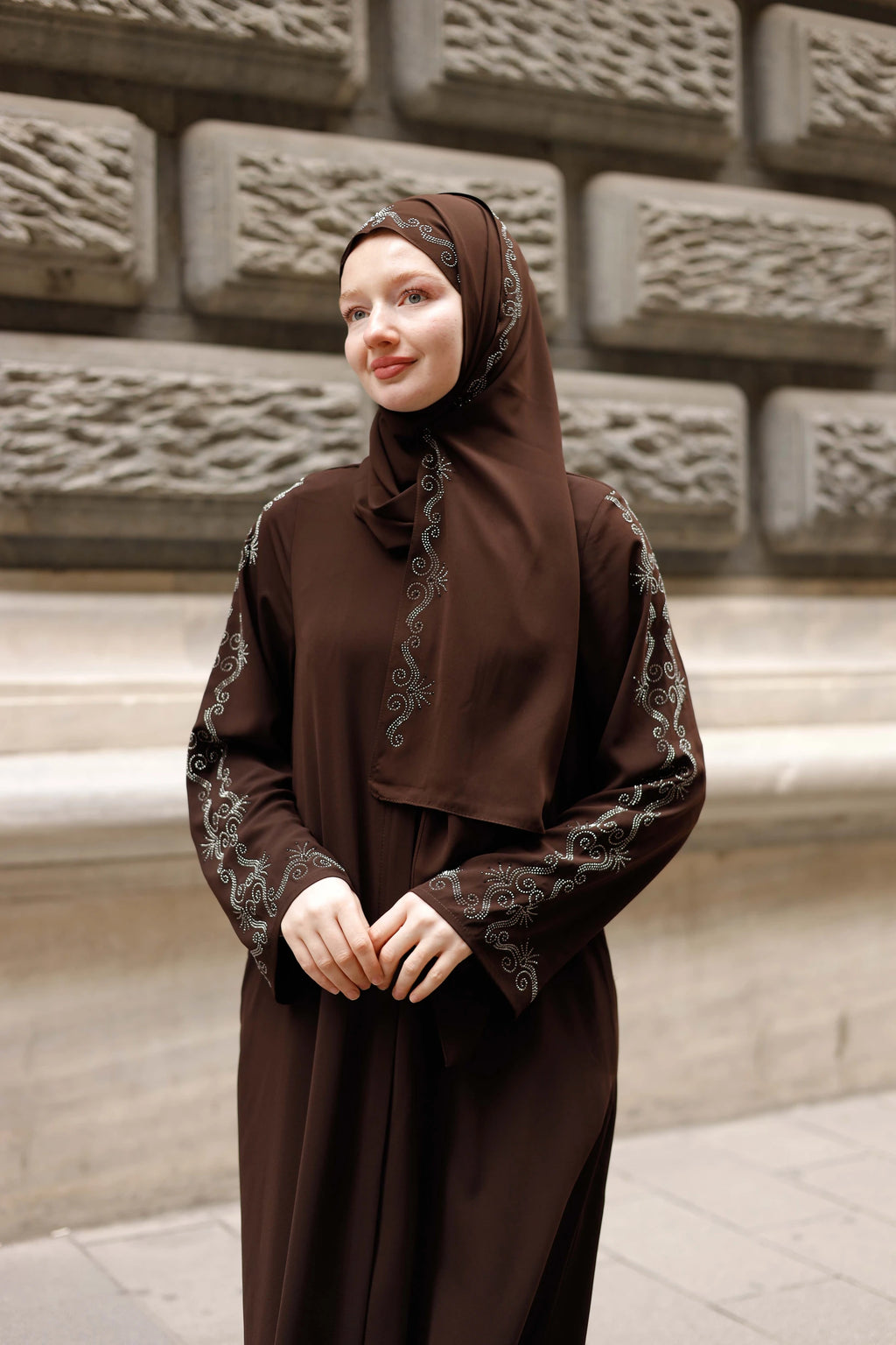 Rim Abaya + Shawl