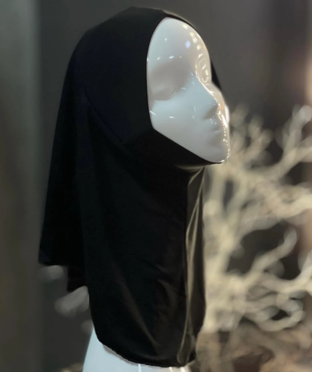 Neck-Covering Bonnet