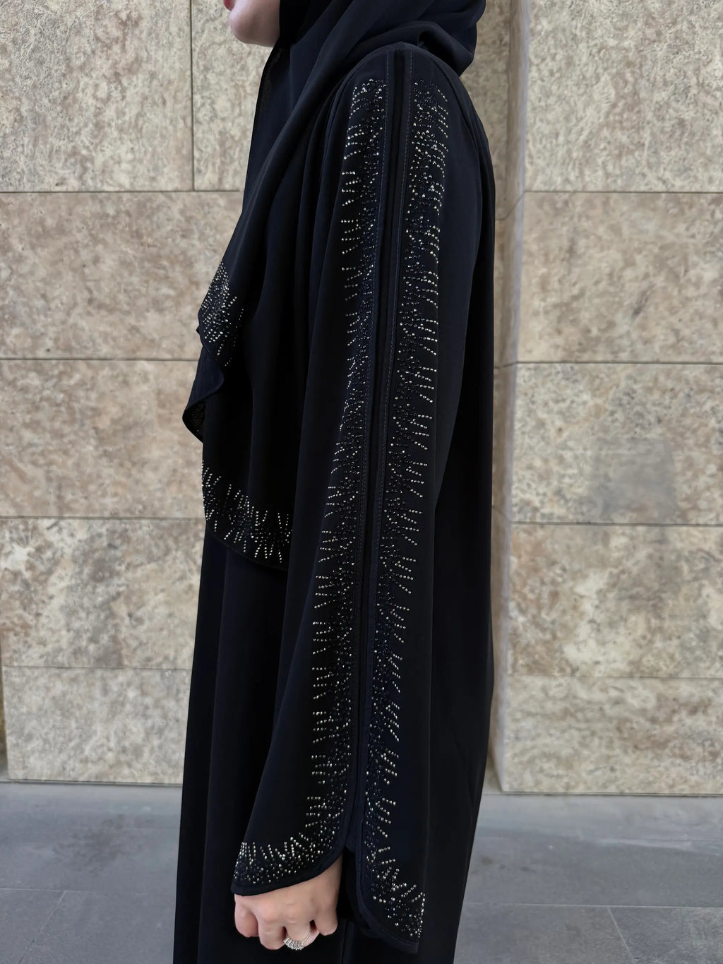 Lin Abaya + Shawl