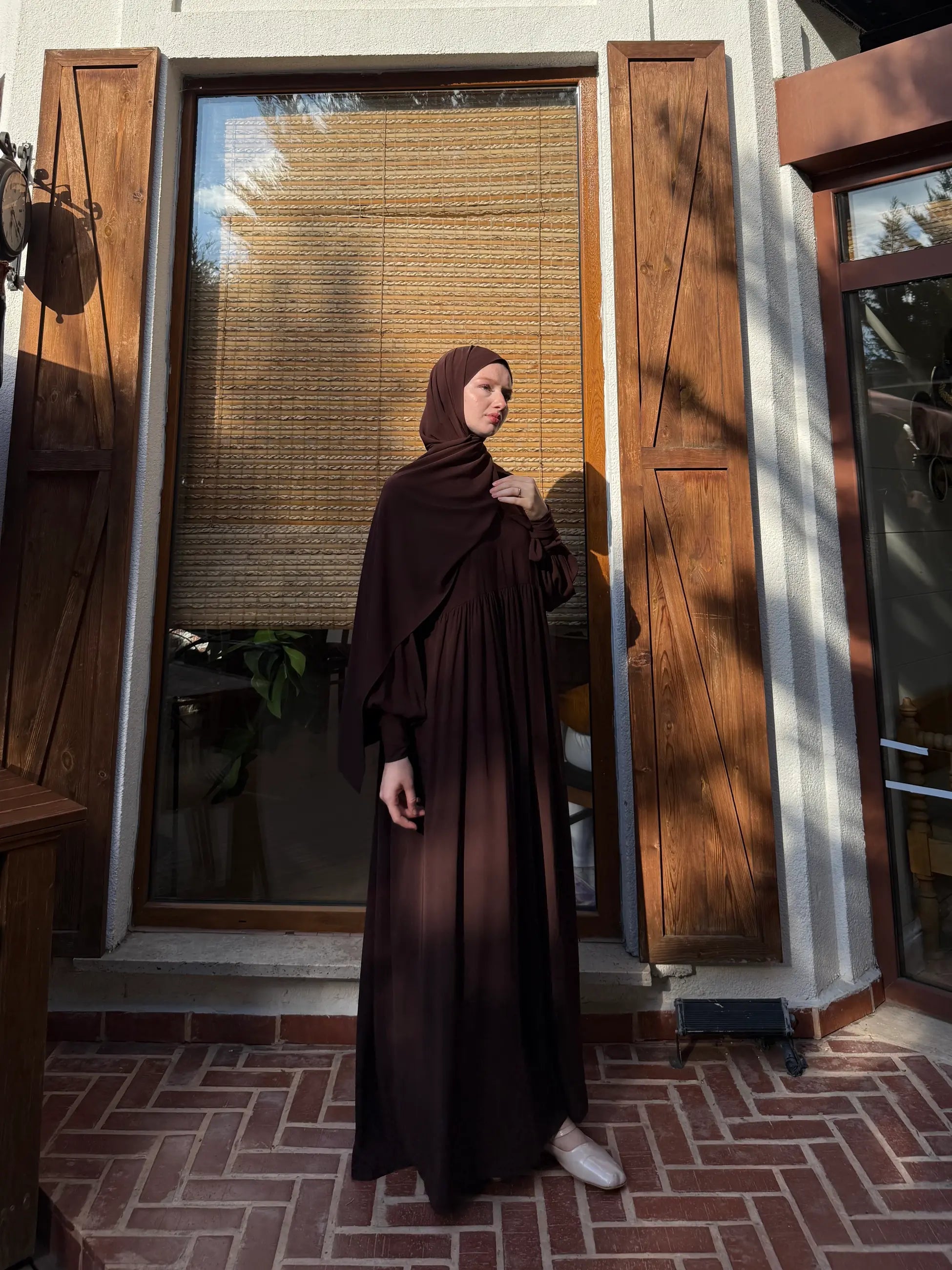 Leyl Abaya