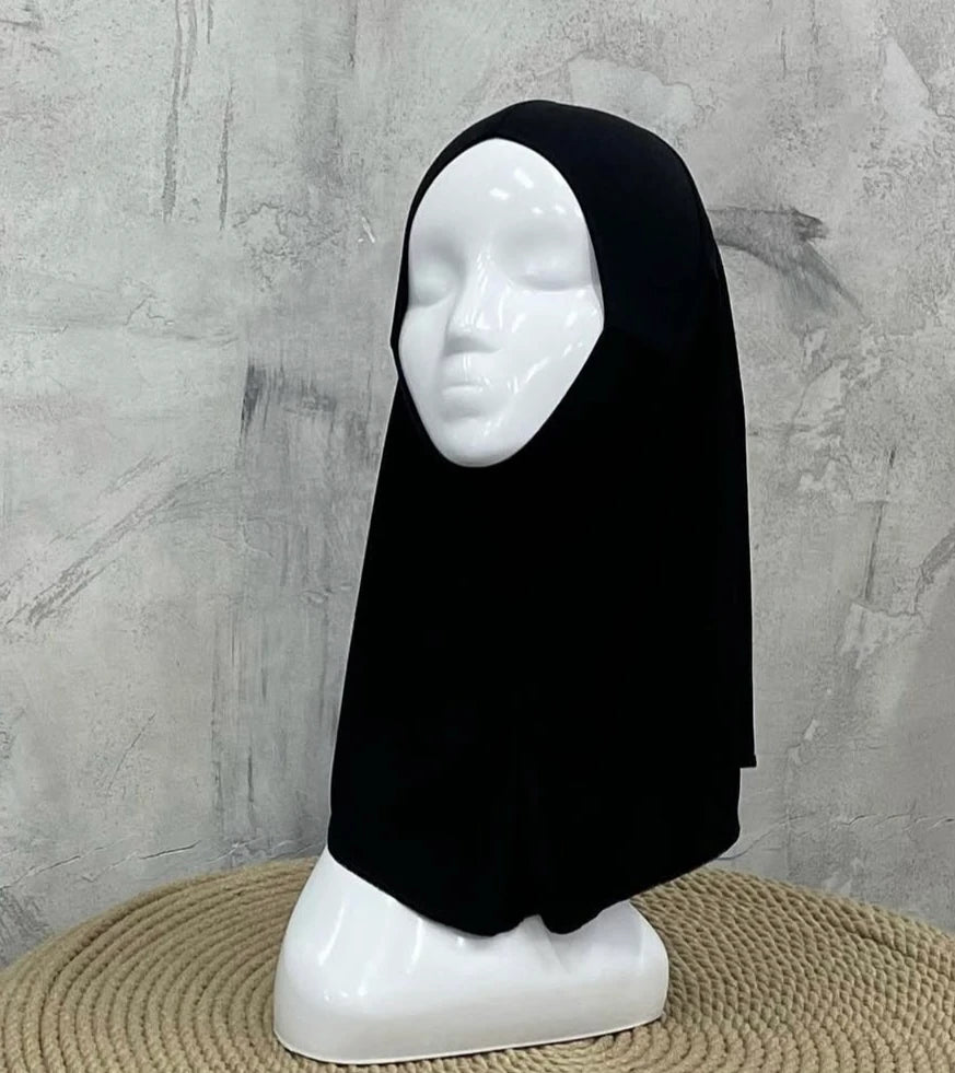 Neck-Covering Bonnet