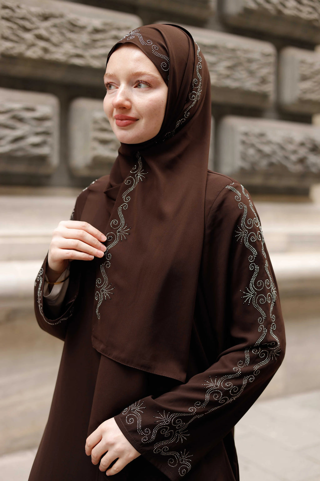 Rim Abaya + Shawl