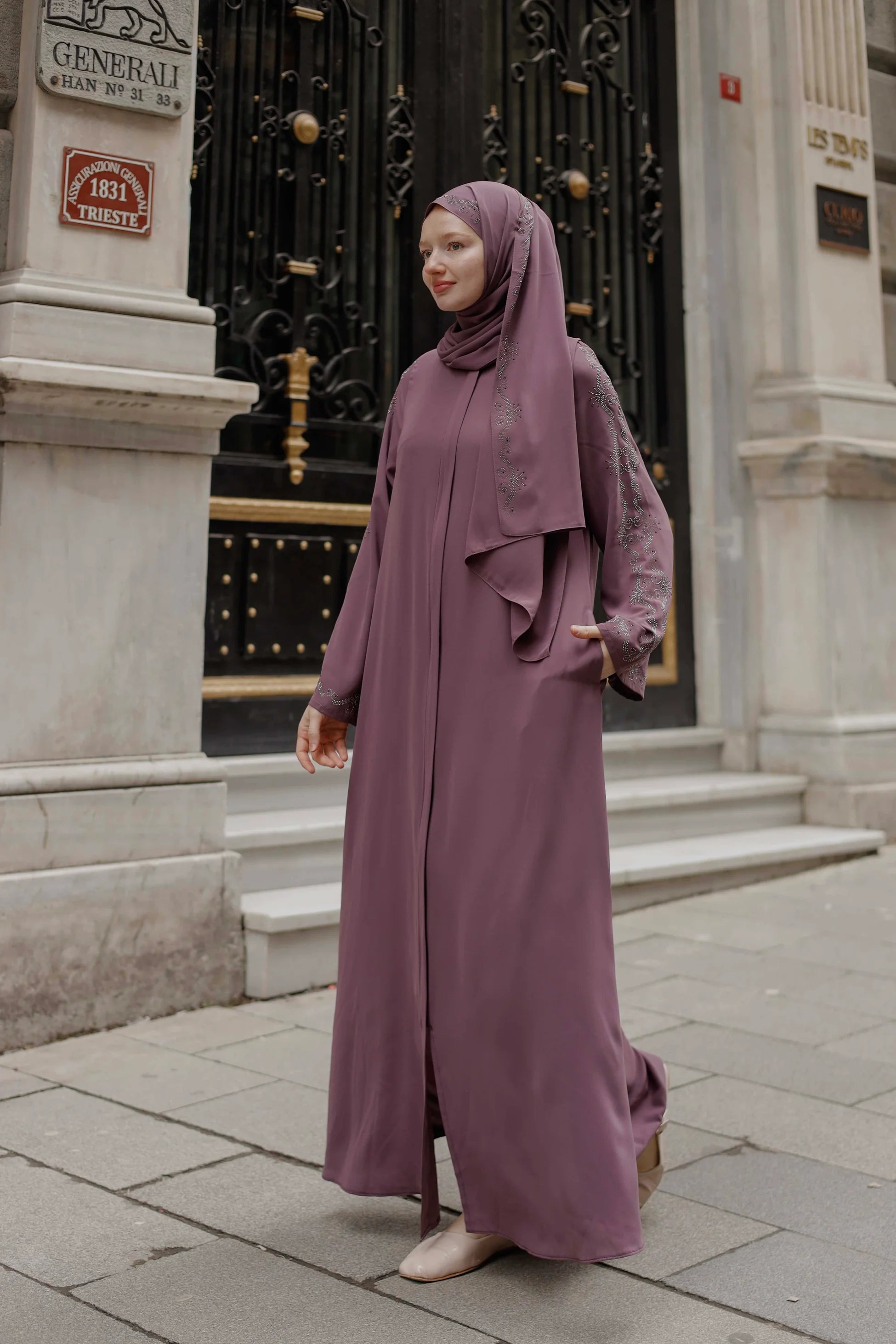 Rim Abaya + Shawl