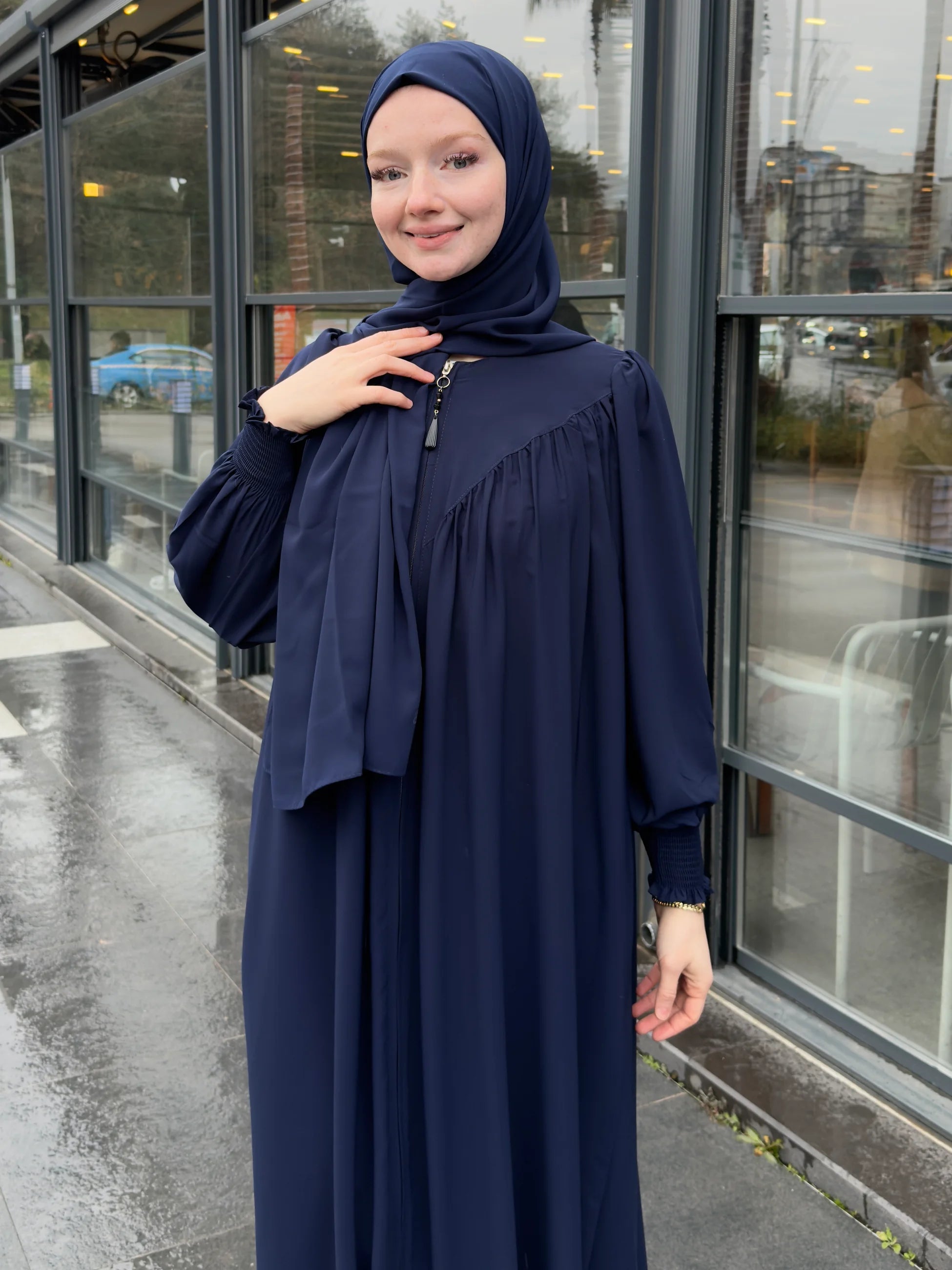 Sidra Abaya