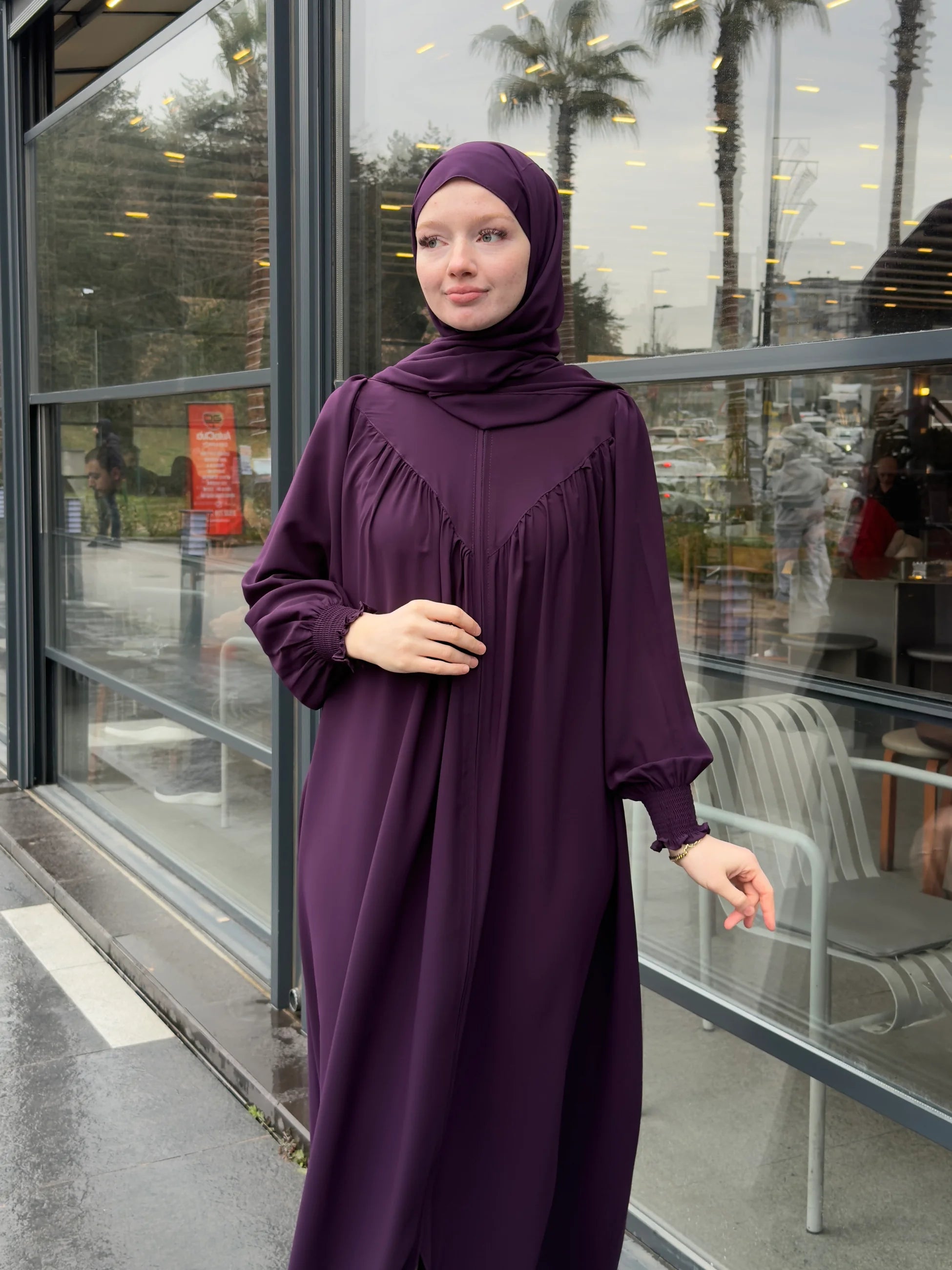 Sidra Abaya