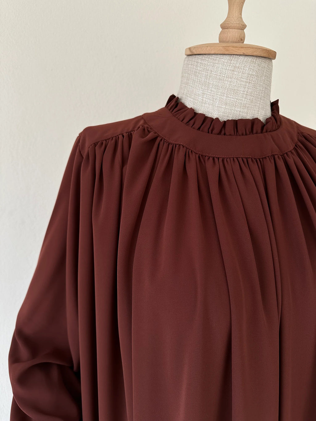 Yumna Abaya