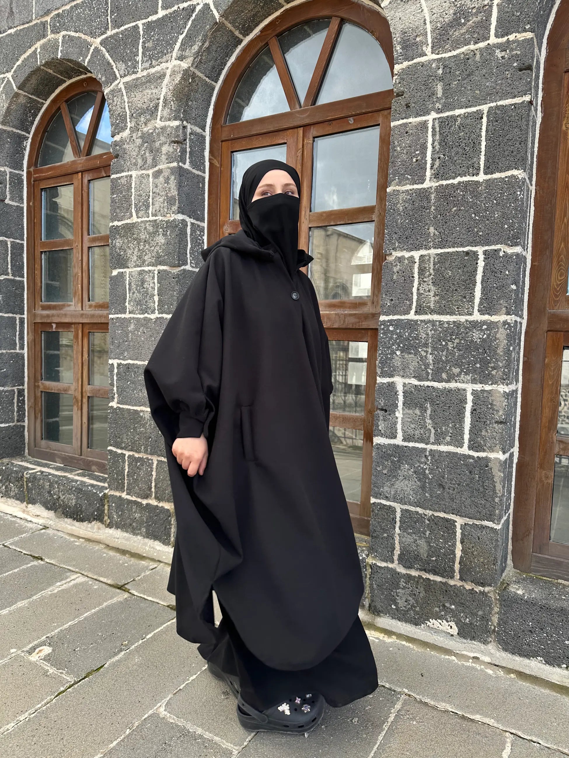 Poncho Coat – Black